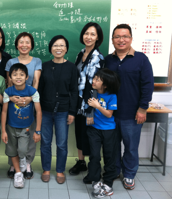 %e4%bd%95%e8%bf%b0%e7%be%a4%e5%8d%9a%e5%a3%ab_%e5%85%92%e7%ab%a51_crop2